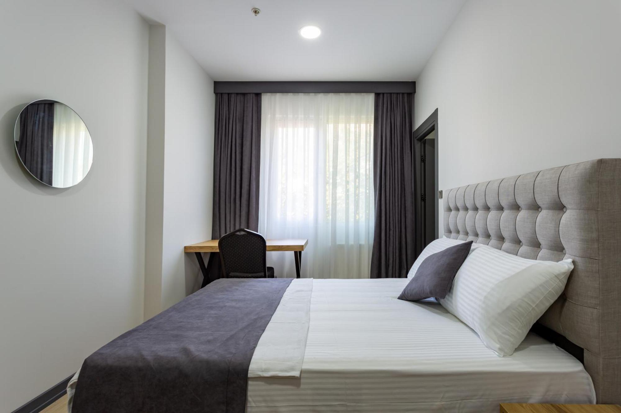 Atm Suit Otel Isztambul Kültér fotó